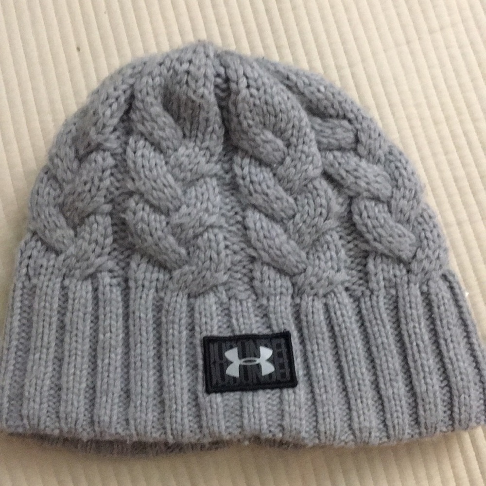 Grey Under Armour knit beanie
